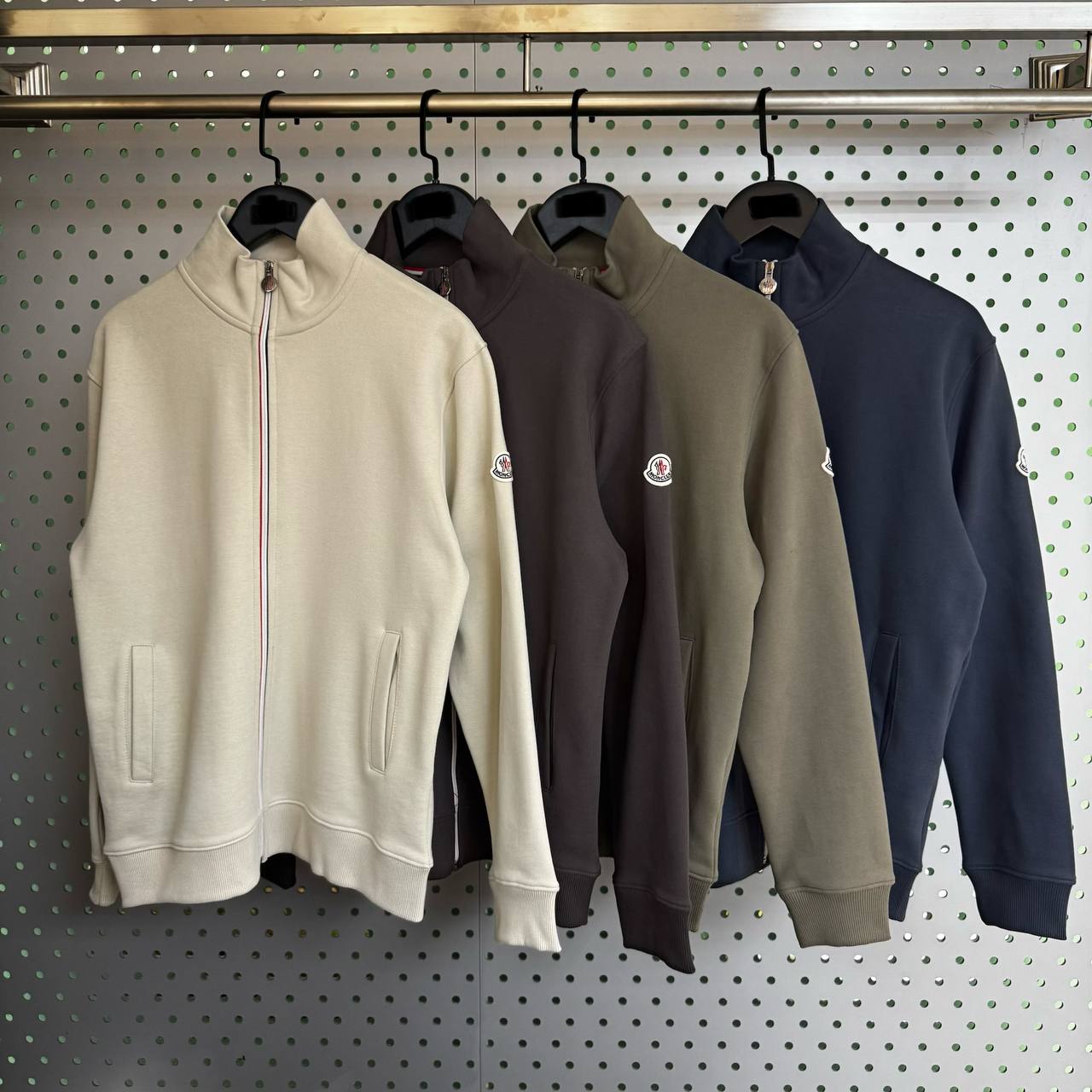 Pull Full-Zippe MNCLR