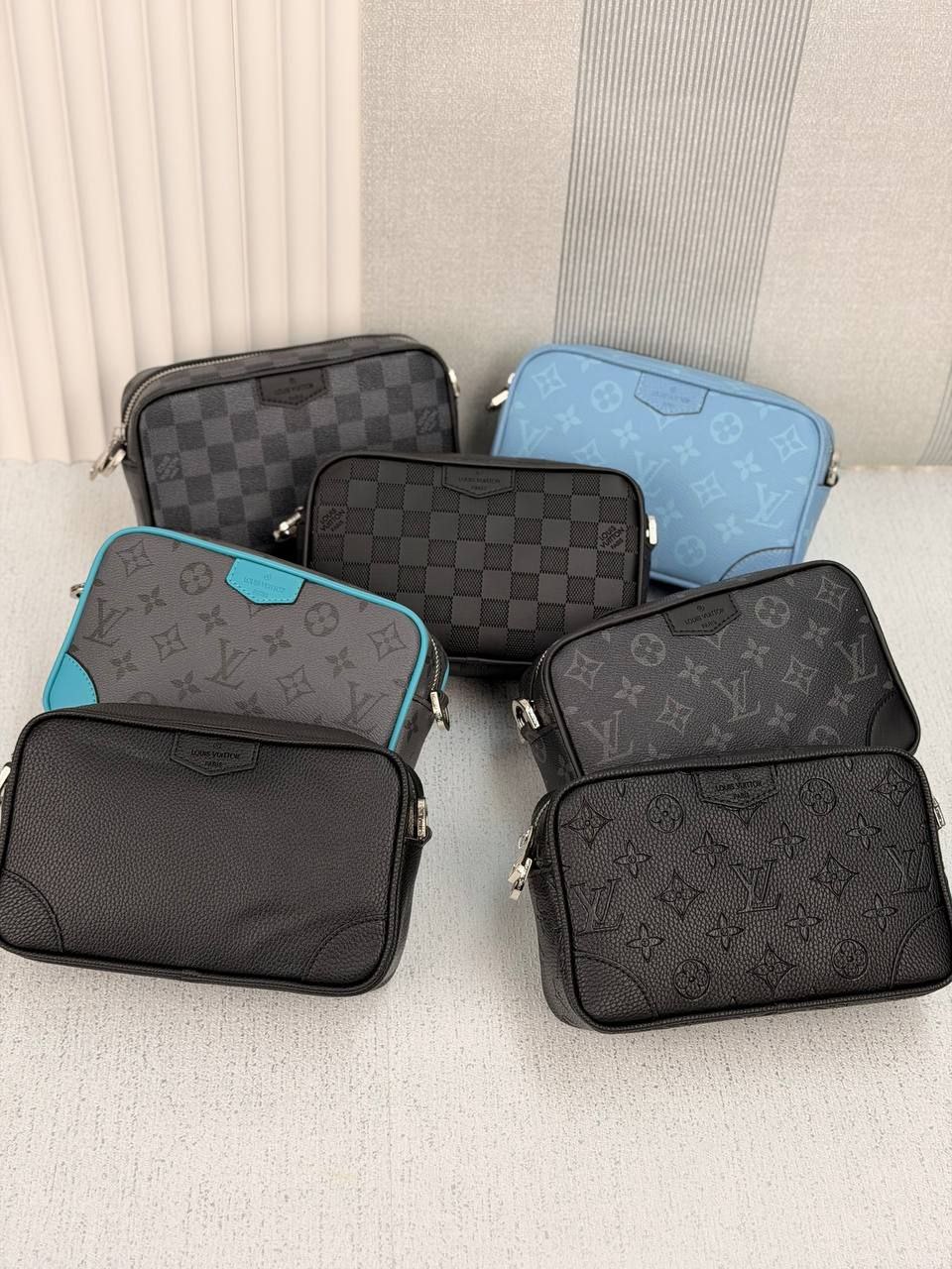 POCHETTE SAC À MAIN LOUIS VUITTON