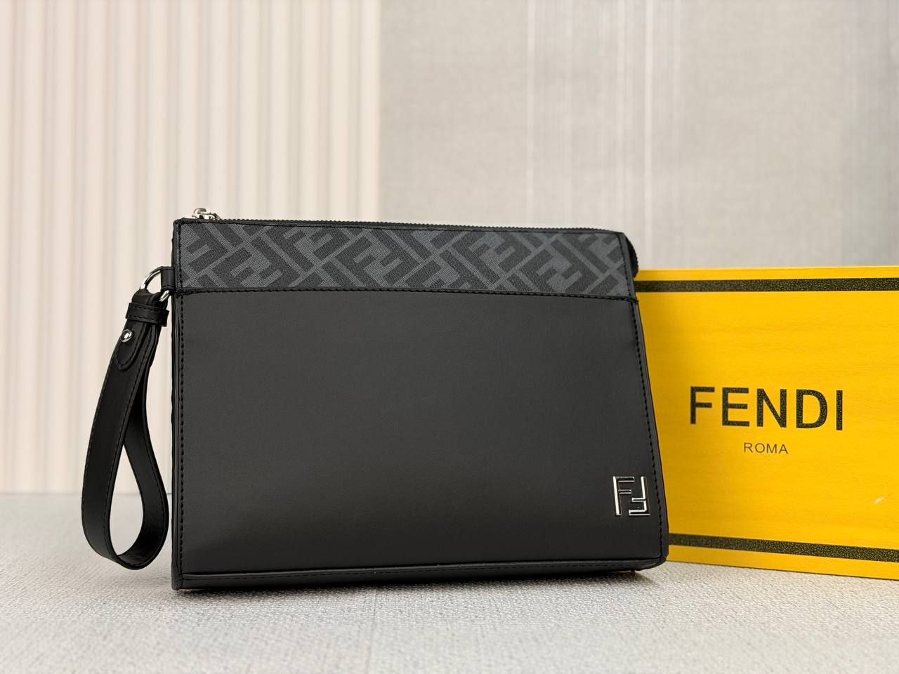 POCHETTE SAC À MAIN FENDI