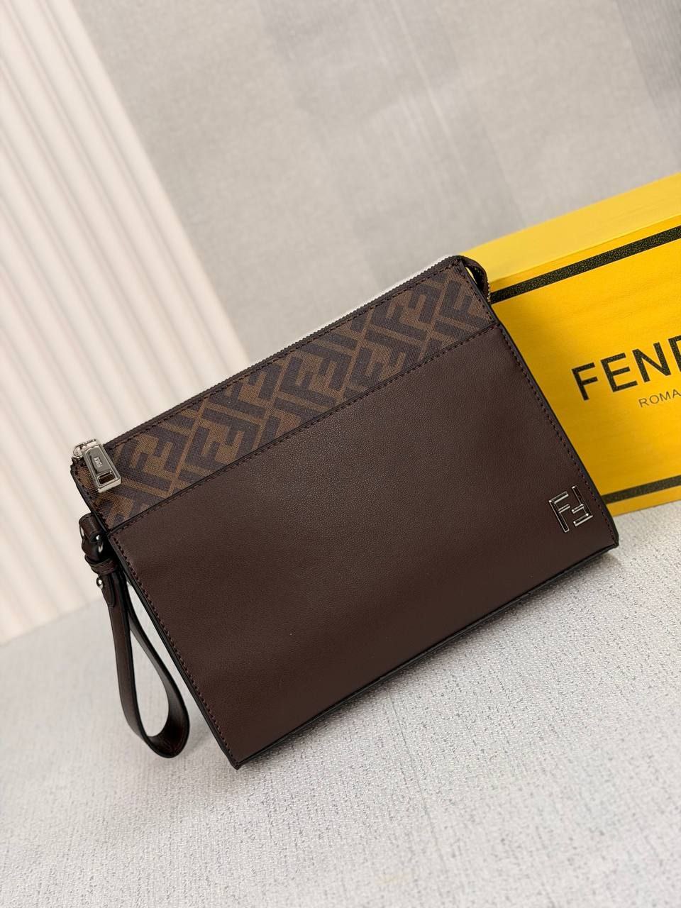 POCHETTE SAC À MAIN FENDI