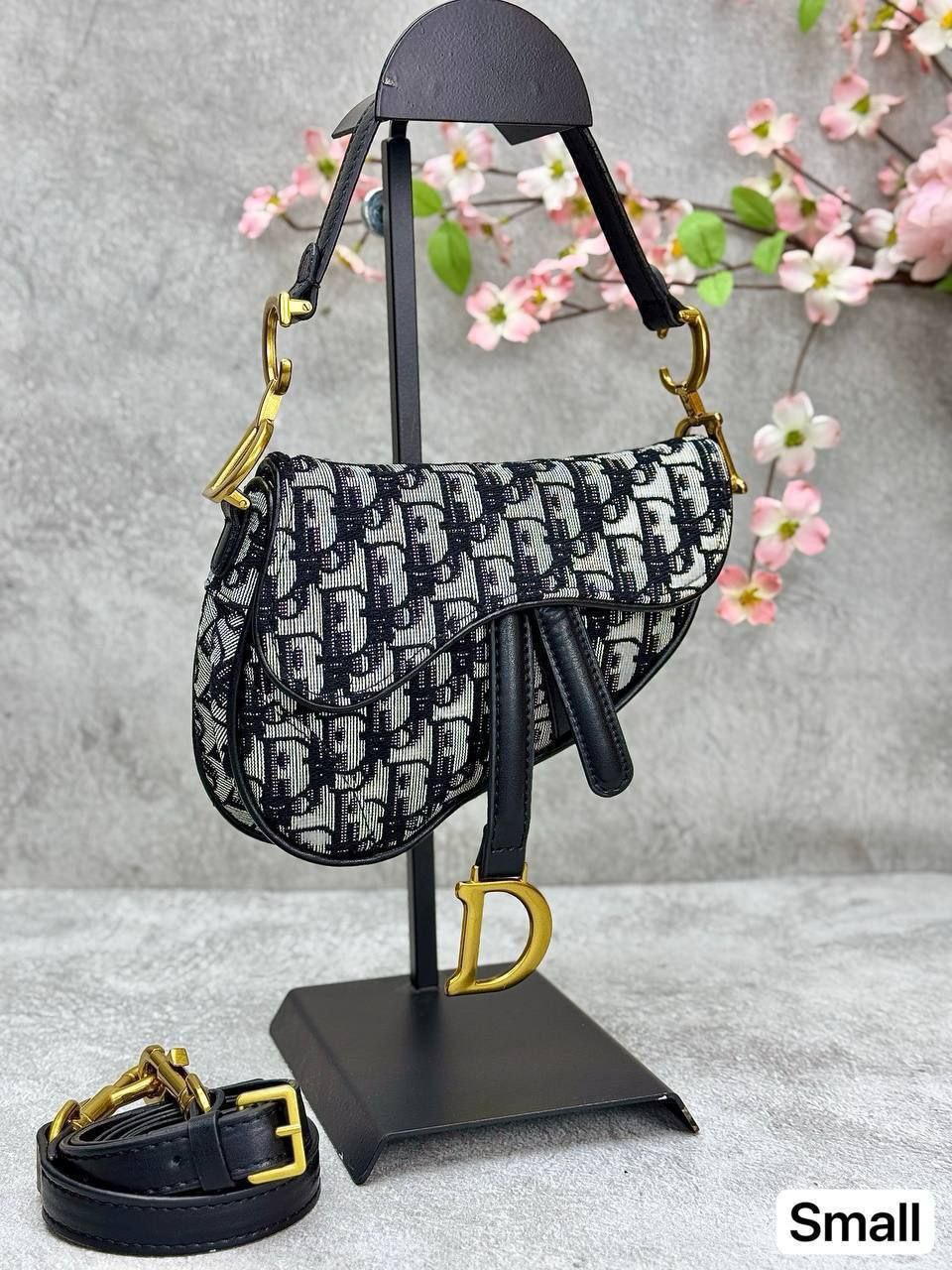 Sac Di̇or - SADDLE BAG Small